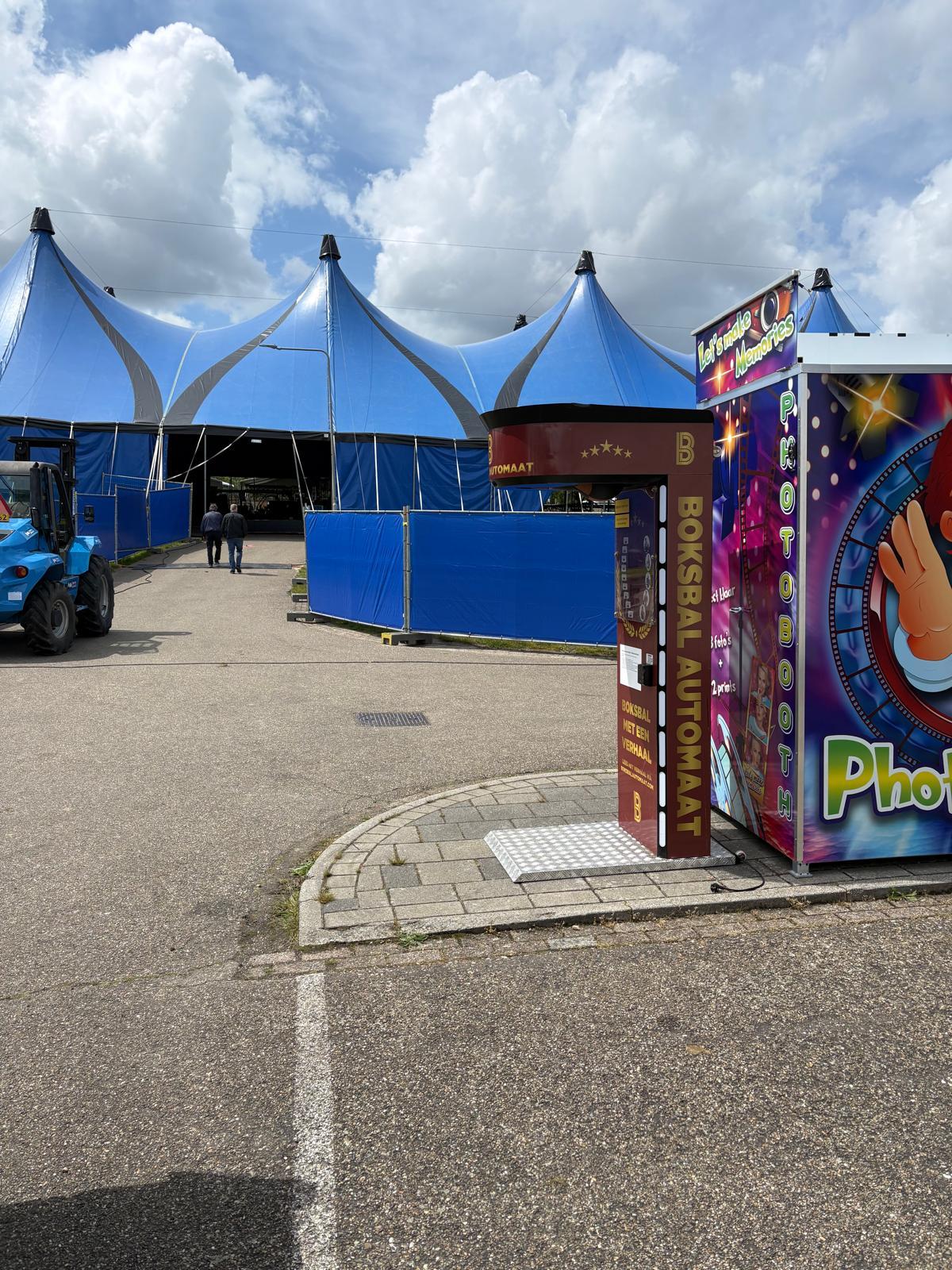 BoksbalAutomaat op het Megaland-terrein